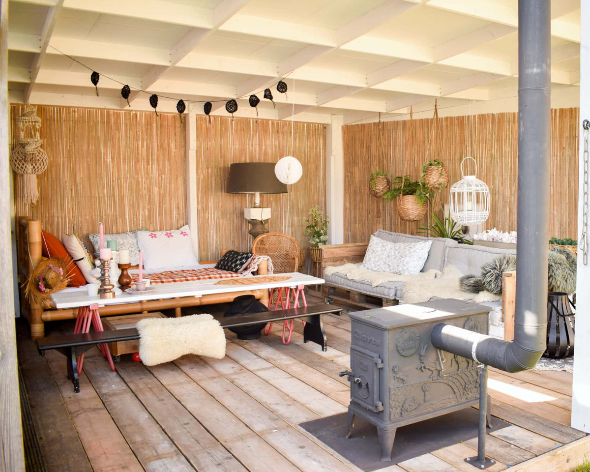 Bamboematten als wandbekleding voor een tropische en Ibiza style sfeer in huis