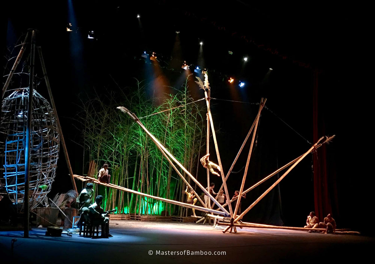 Guadua Bamboe palen als Bouwmateriaal in Theater Decor