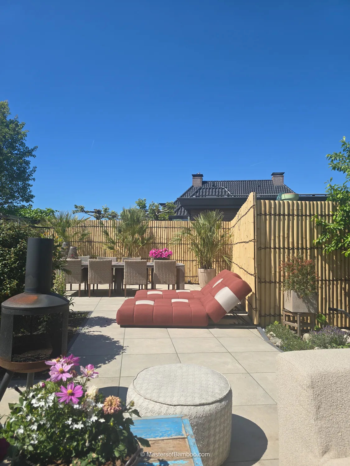 Hoe geef ik mijn tuin een zomerse look