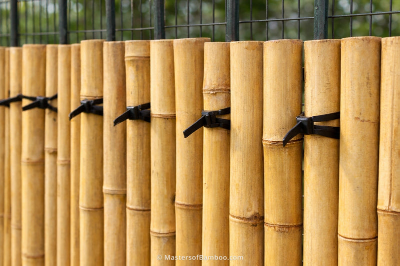 bamboemat vastgemaakt met tie wraps