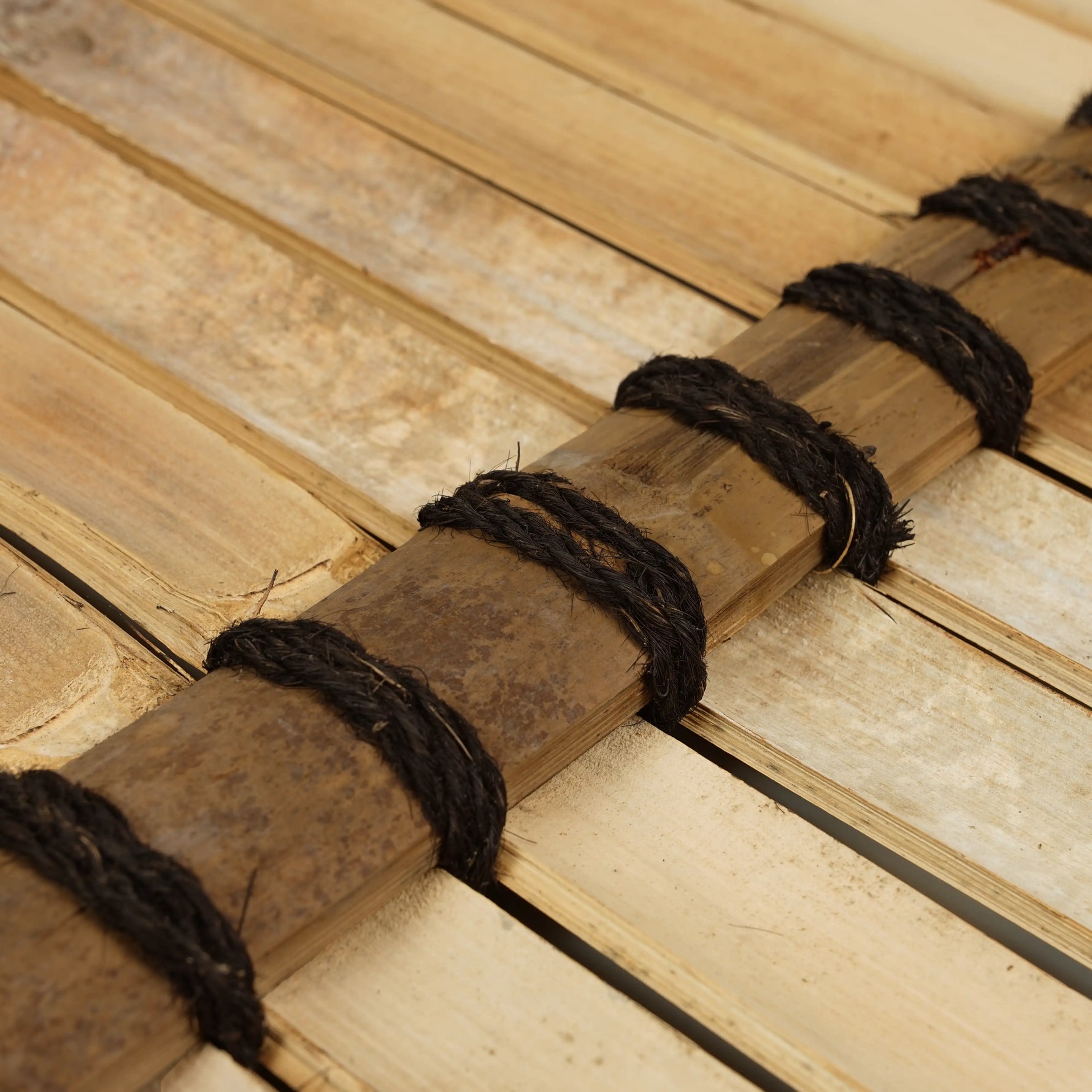 bamboe budgetscherm zwart