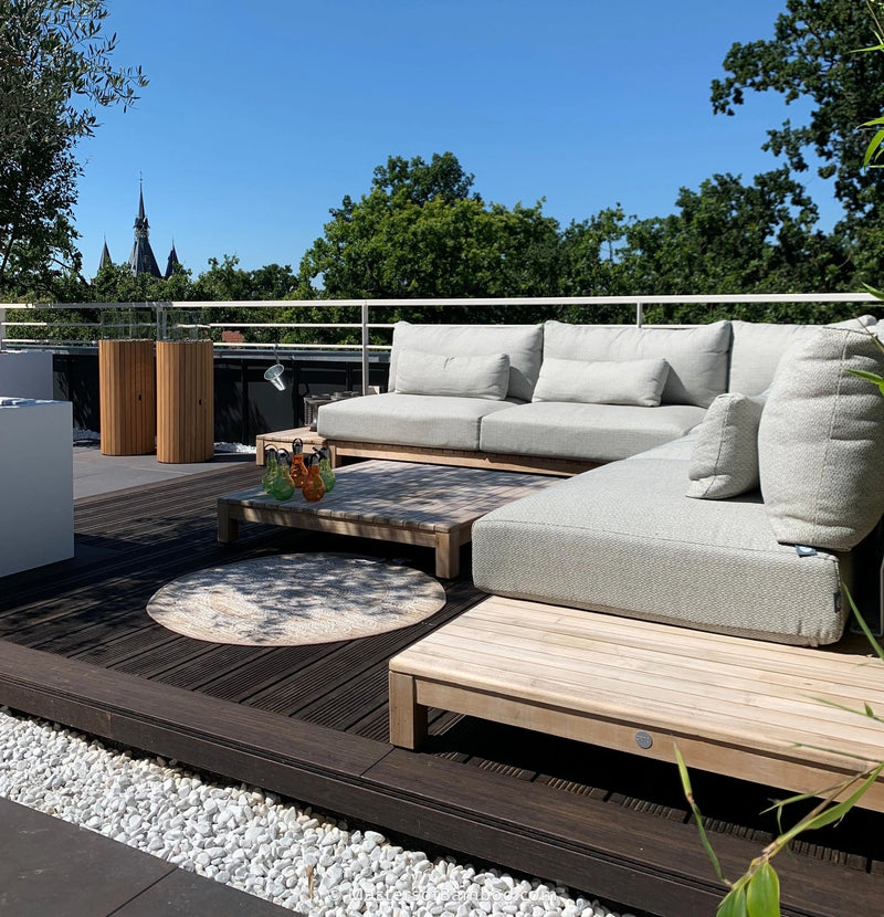 mooi bamboe terras met loungeset